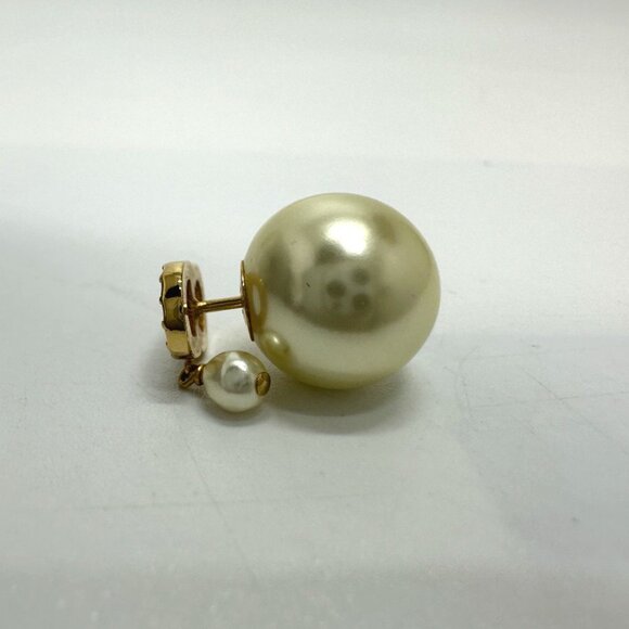 DIOR Gold Pearl Earrings - Picture 8 of 14